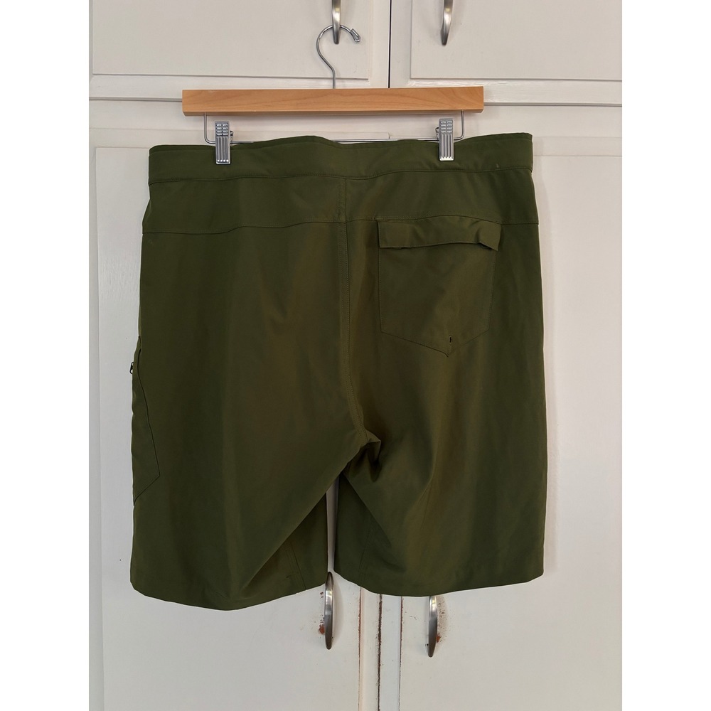 The North Face Mens Army Green Hiking Shorts Integrated Belt Cargo Pocket 36/38 - Picture 3 of 8
